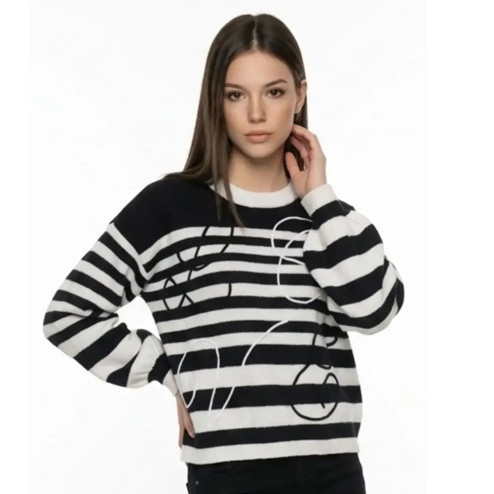 Nicole Miller Abstract Embroidered Sweater in Black and White
